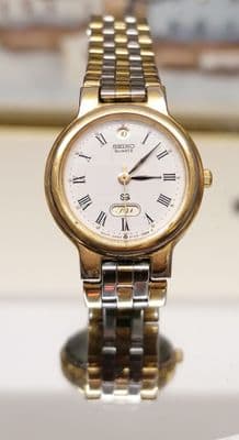 Seiko SQ day date ladies