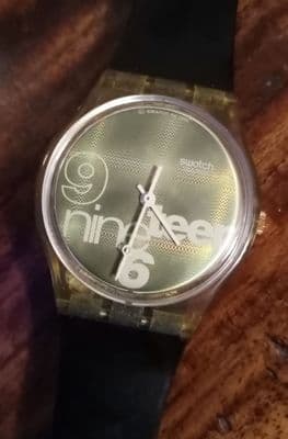 SWATCH AG 1995 Nineteen unisex clear case