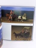 Book - With Heyde-Figures Around The World / Mit Heyde-Figuren um die Welt (NEW)
