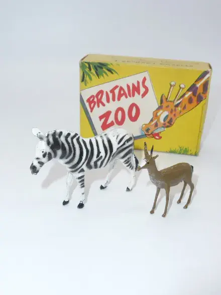 Britains Set 9008 - 1 Zebra and 1 Gazelle