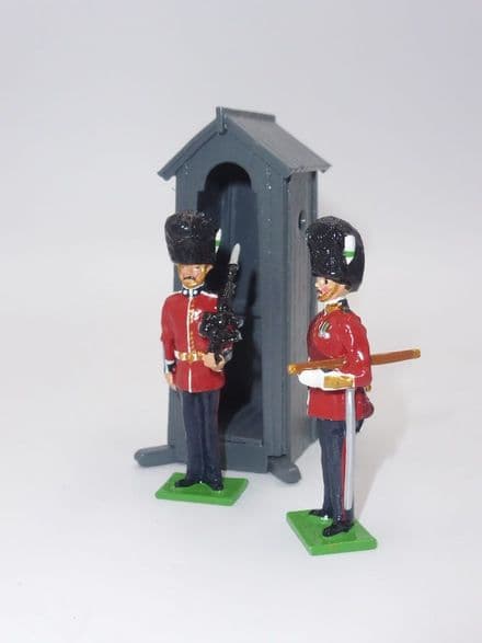 MKL54 - Welsh Guards Sentry Duty