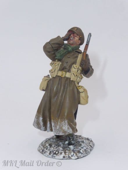 THOMAS GUNN GW036B – WWI – British Casualty in Greatcoat WINTER