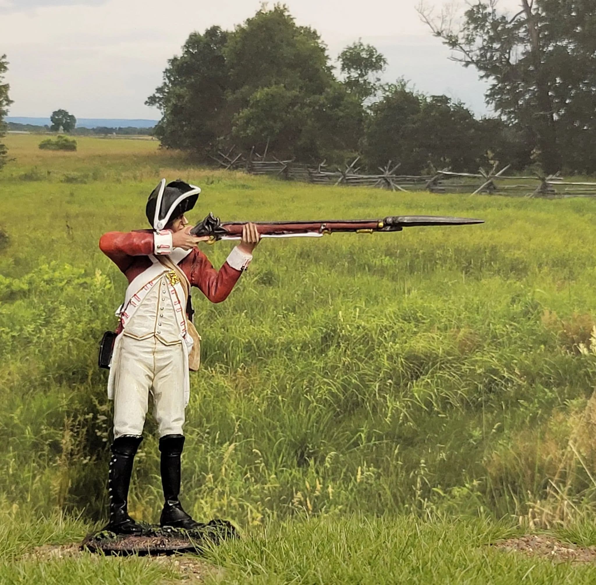 WB16217 - British 43rd Regiment of Foot 2nd Rank Standing Firing 1780