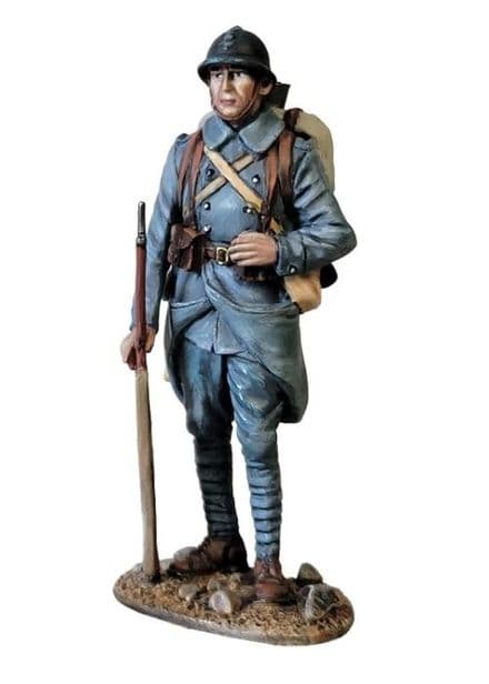 WB23140 - French Infantryman Standing with Rifle, 1916-18