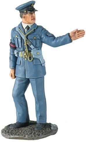 WB25021 - RAF Military Policeman