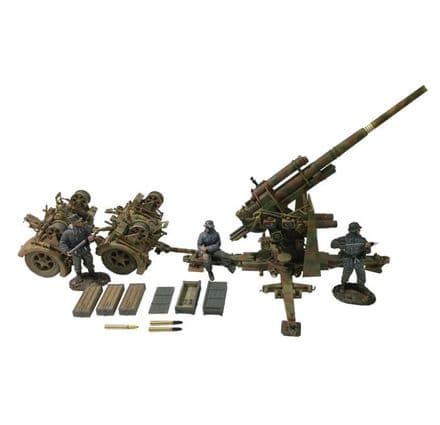 WB25059 German 88mm Flak 36, Dual Purpose Gun with 3 Man Crew