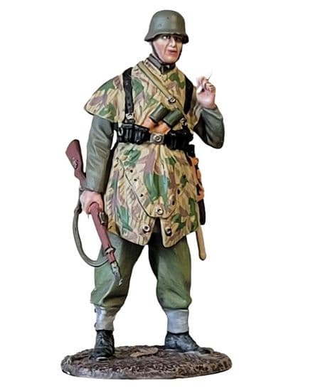 WB25171 - German Grenadier in Zeltbahn and K98 Smoking Cigarette 1944-45