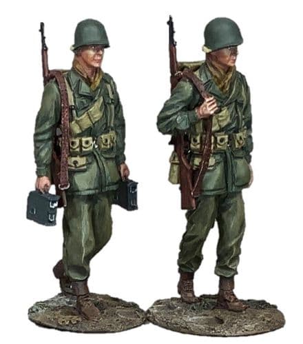 WB25272 - "Slogging Along" Two U.S. Infantrymen Marching, 1943-45