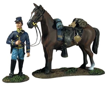 WB31325 - Federal Cavalry Trooper Holding Horse