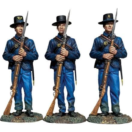 WB31350 - Federal Infantry Standing at Parade Rest, 3 Fig Set
