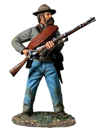 WB31360 - Confederate Infantry Reaching for Cap