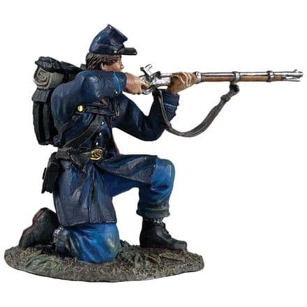 WB31370 - Federal in Frock Coat Kneeling Firing, No.2