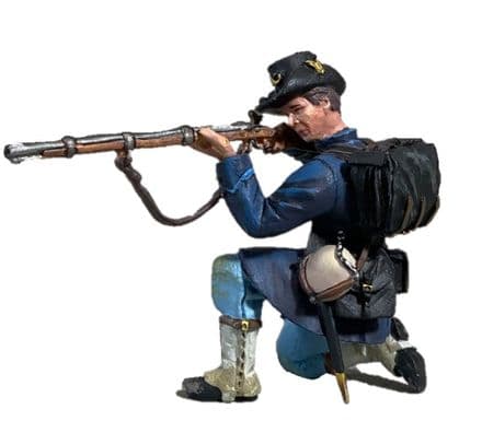 WB31406 - Union Iron Brigade in Gaiters Kneeling Firing, No.2