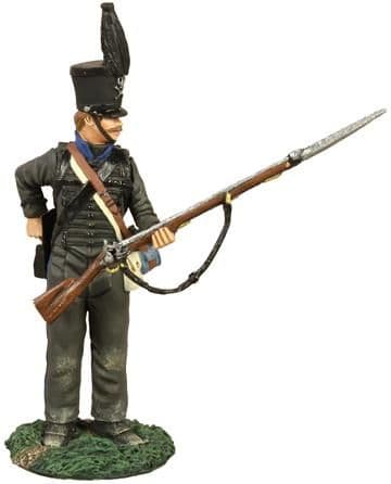 WB36119 - Brunswick Leib Battalion Standing Reaching for Cartridge