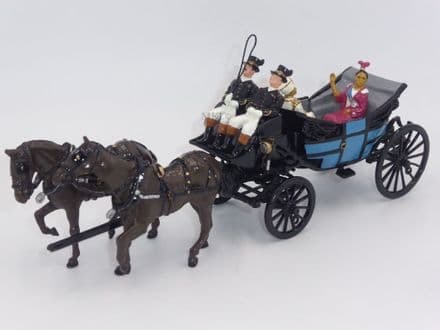 WB40320 - The State Landau with Queen Salote