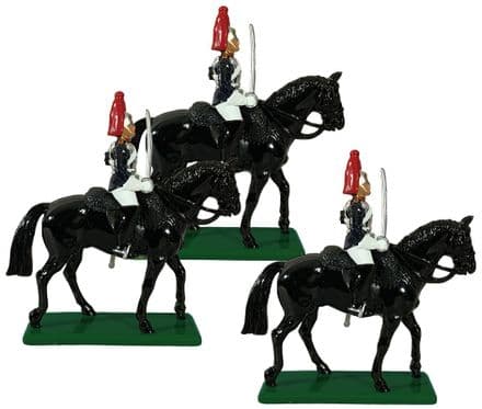 WB43207 - 3 Mounted Blues and Royals Troopers Box Set 1