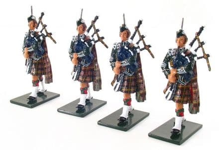 WB48005 The Pipes and Drums of 1st Bn. Queen's Own Cameron Highlanders (79th) Pipers (Special Offer)