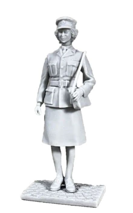WB70036 - Princess Elizabeth in ATS Uniform, 1944-45 , Resin Kit