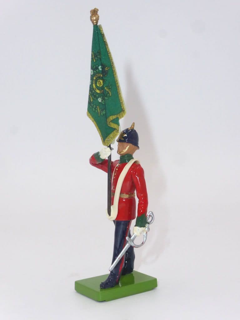 William Britain Green Howard Standard Bearer (small paint chip)