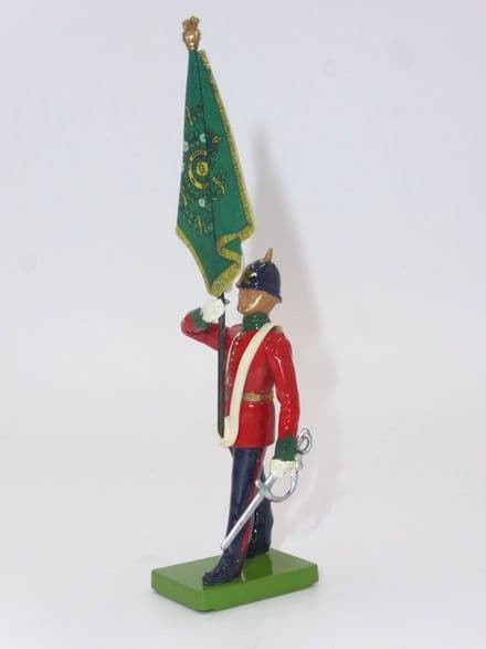 William Britain Green Howard Standard Bearer (small paint chip)