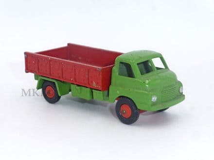 William Britains Lilliput Set LV608 - Red & Green Civilian 3 Ton Truck HO/OO Gauge