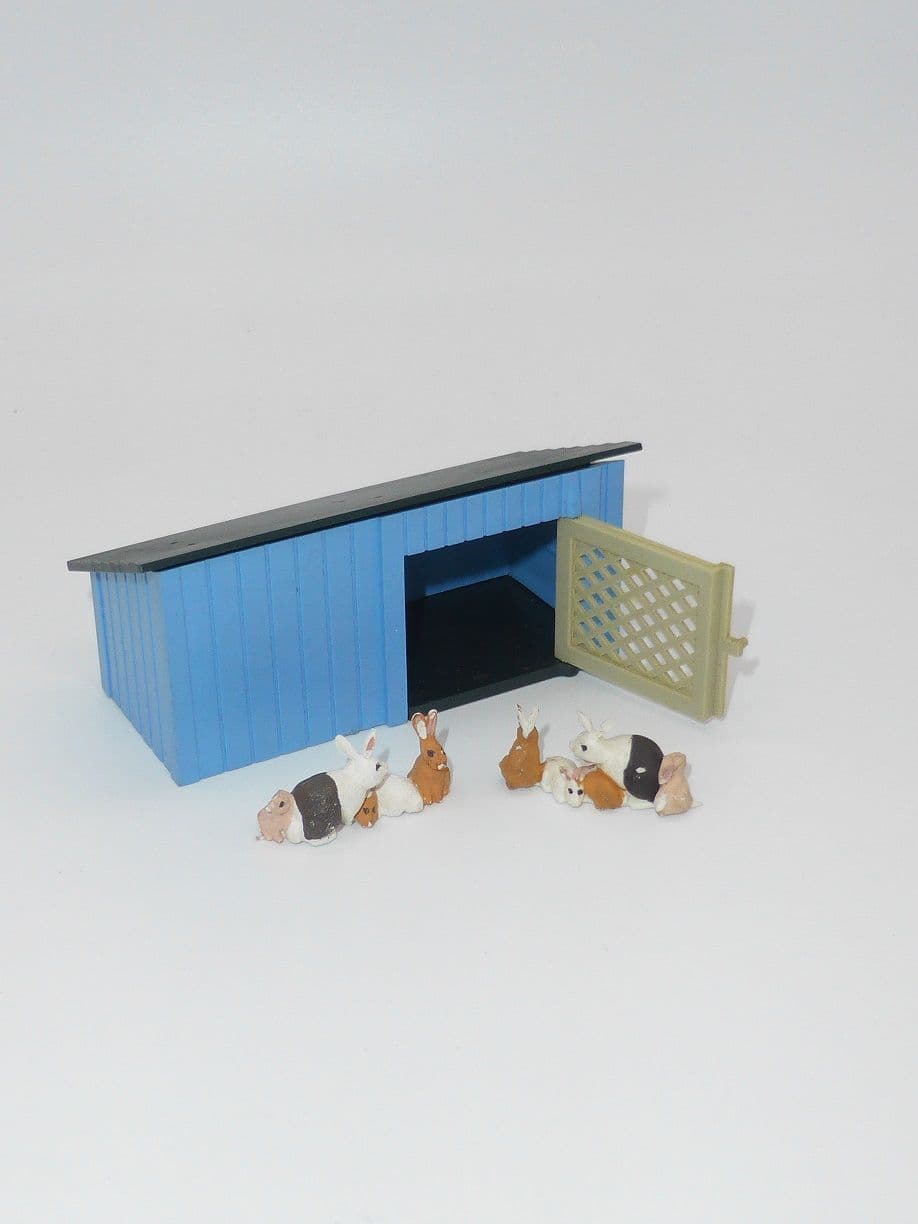 Britains Vintage Plastic Rabbit Hutch and WB2296 Rabbits x 2