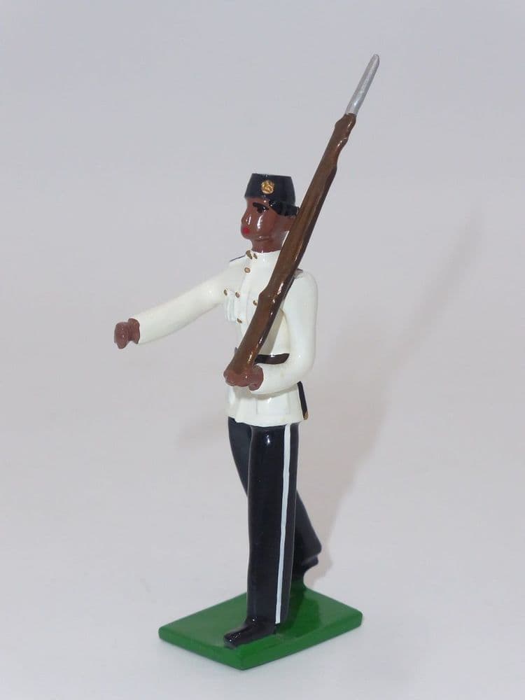 Fenncast Infantry Figure B
