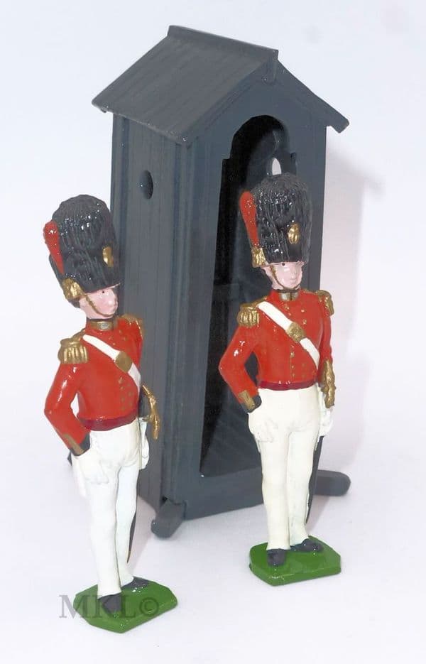 MKL Regency Figures - Coldstream Officer & Guard in Summer Dress with Sentry Box (Un-boxed)