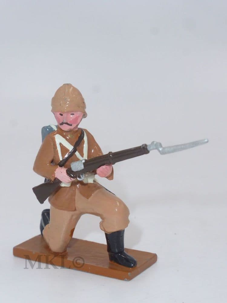 Trophy Miniatures Kneeling Figure F