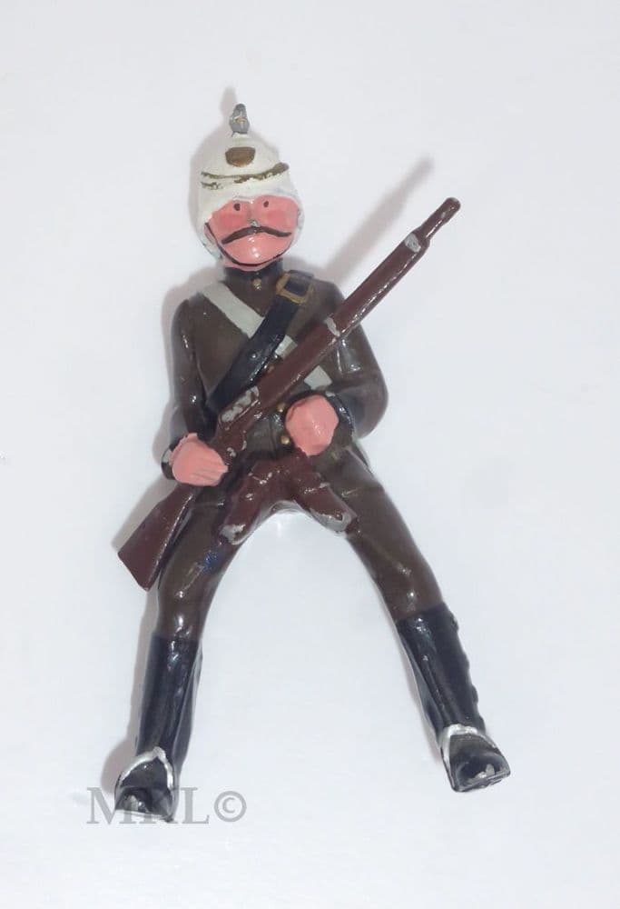 Trophy Miniatures Seated Figure R