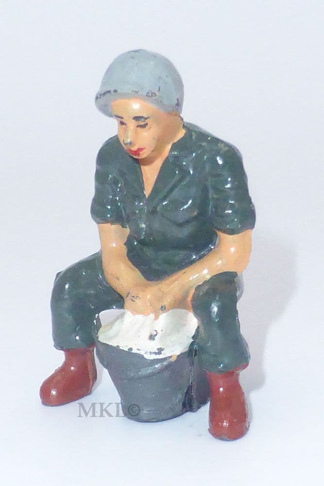Vintage Lead - Soldier Washing in Bucket