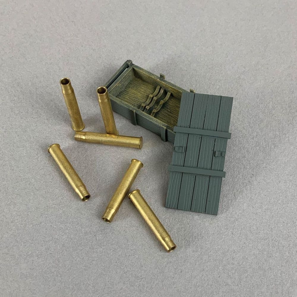 WB25085 - German 88mm Gun Crate + Empty Shells