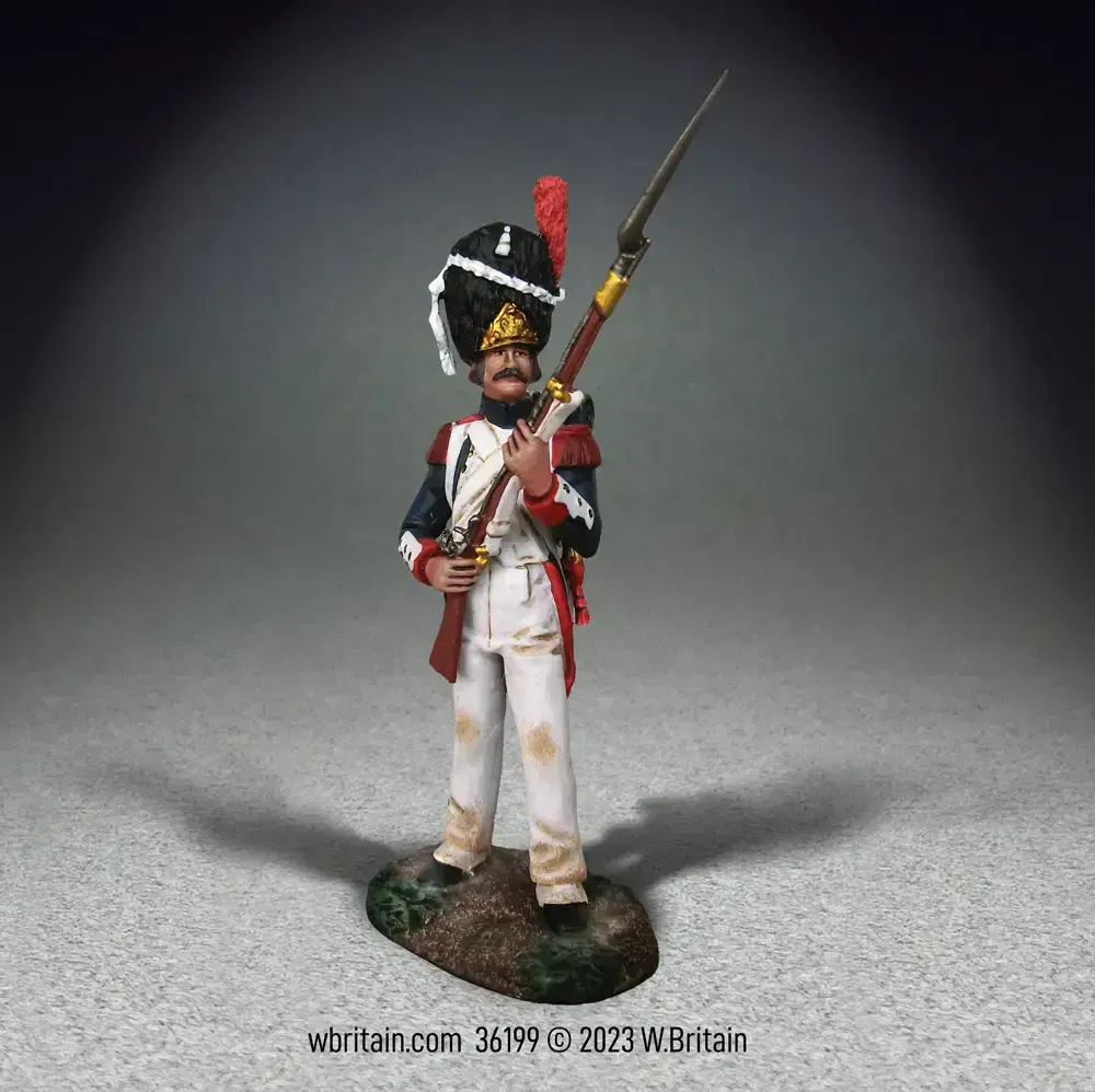 WB36199 French Imperial Guard Standing Defending