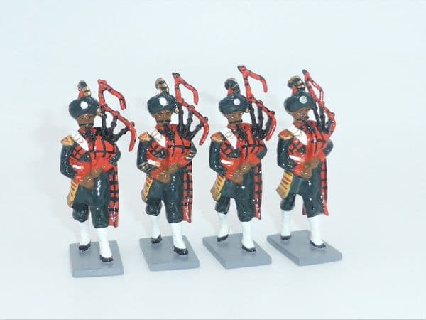 WB40304  Pakistan Army Pipes and Drums Set 1
