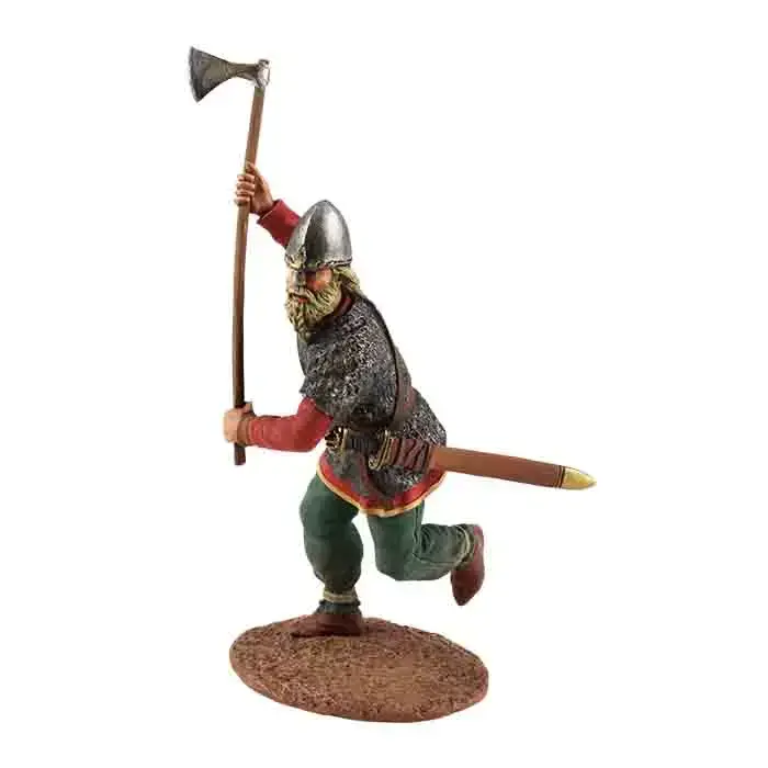 WB62100 Viking Wearing Spangenhelm Attacking with Ax