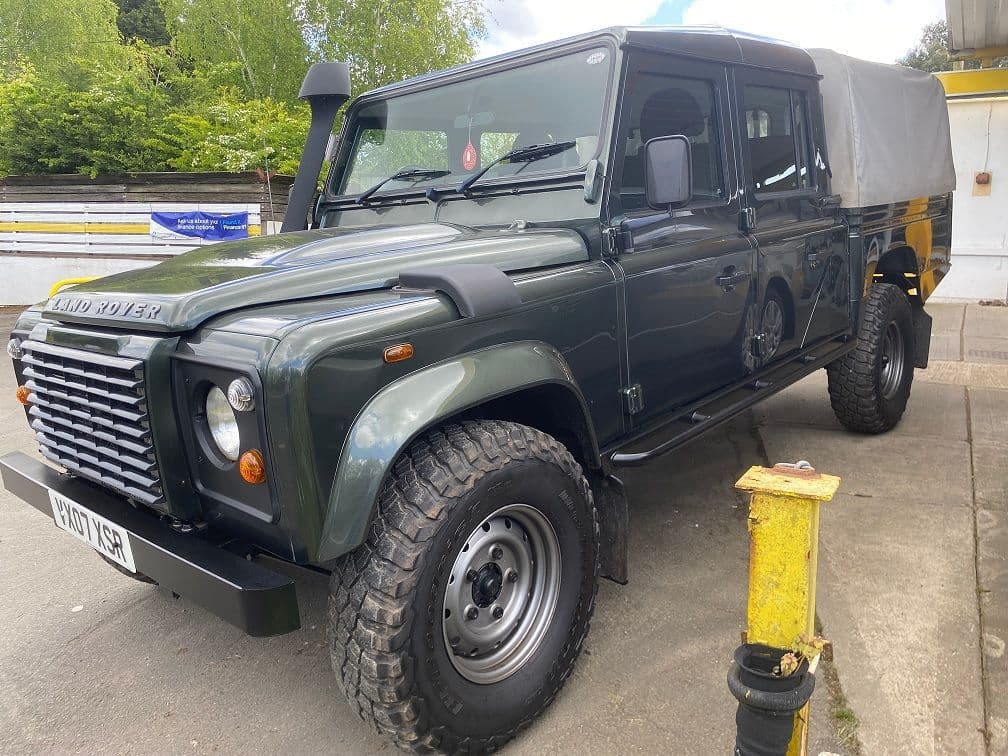 SOLD Land Rover Defender 130 DCB HCPU XLWB 2 4