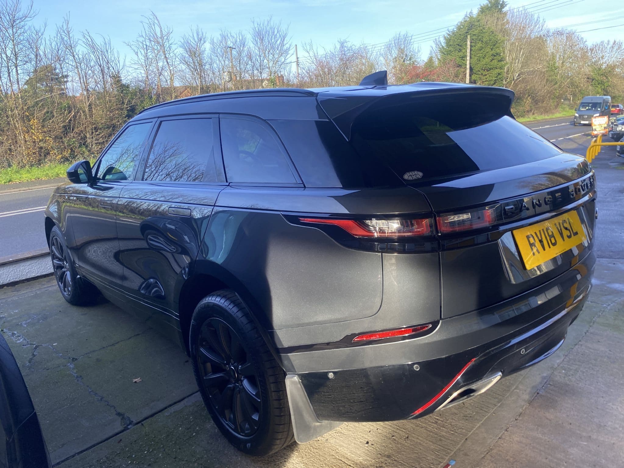 SOLD Range Rover Velar R Dyanmic SE 2 0 Petrol 8 Speed Automatic 2018