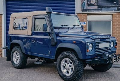 90" Full Hood Stayfast Zip Sides with Side Windows Inc Tailgate Bar & Belt Kit