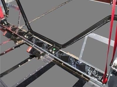 Defender 2007 onwards - Rear tub behind front seats - DA8085