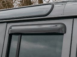Defender/Series Rear 2pc Wind Deflector Kit - DA2937