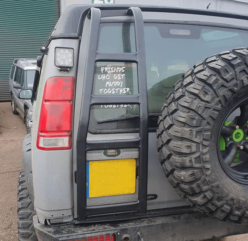 Discovery 2 Rear Access Ladder
