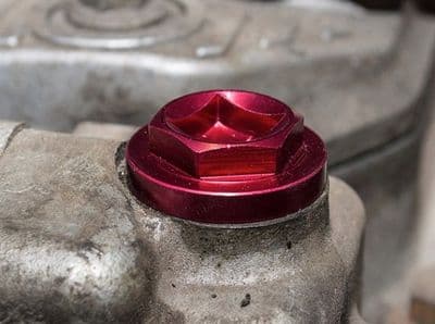 Filler Plugs - ERR4686RED