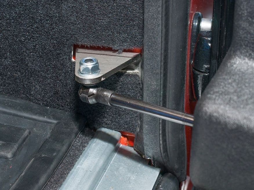 Rear door stay kit - Defender 2002 onwards