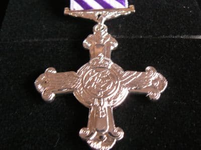 DISTINGUSHED FLYING CROSS GV FULL SIZE REPLACEMENT COPY MEDAL