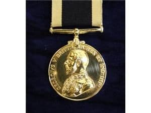 FULL SIZE ROYAL NAVY LSGC MEDAL GEORGE V (ADMIRALS UNIFORM)