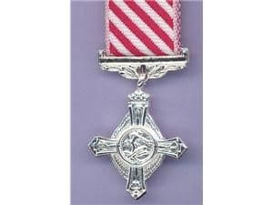 MINIATURE AIR FORCE CROSS GVI