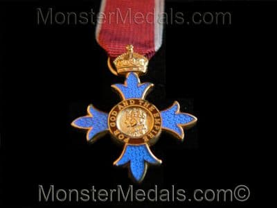 MINIATURE COMMANDER OF THE BRITISH EMPIRE C.B.E (CIVILIAN RIBBON)