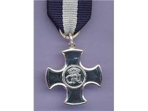 MINIATURE DISTINGUISHED SERVICE CROSS GVI