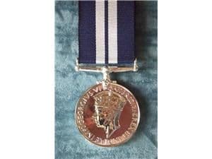 MINIATURE DISTINGUISHED SERVICE MEDAL GVI