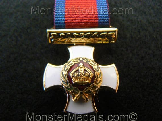 MINIATURE DISTINGUISHED SERVICE ORDER DSO GEORGE VI GVI